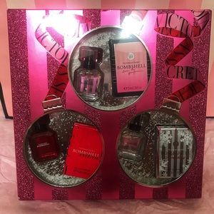 Victoria’s Secret gift box
